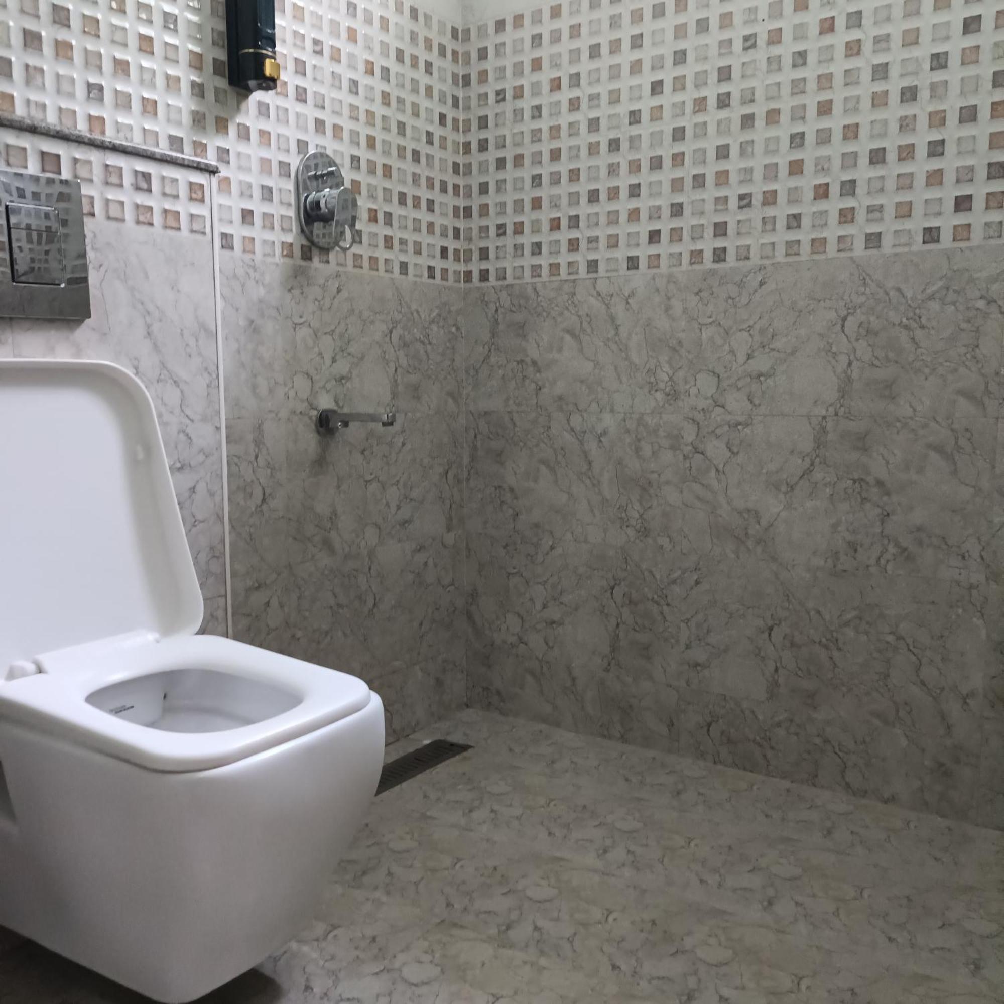 Sukrithi Premium Serviced Apartment - F2 Chennai Luaran gambar