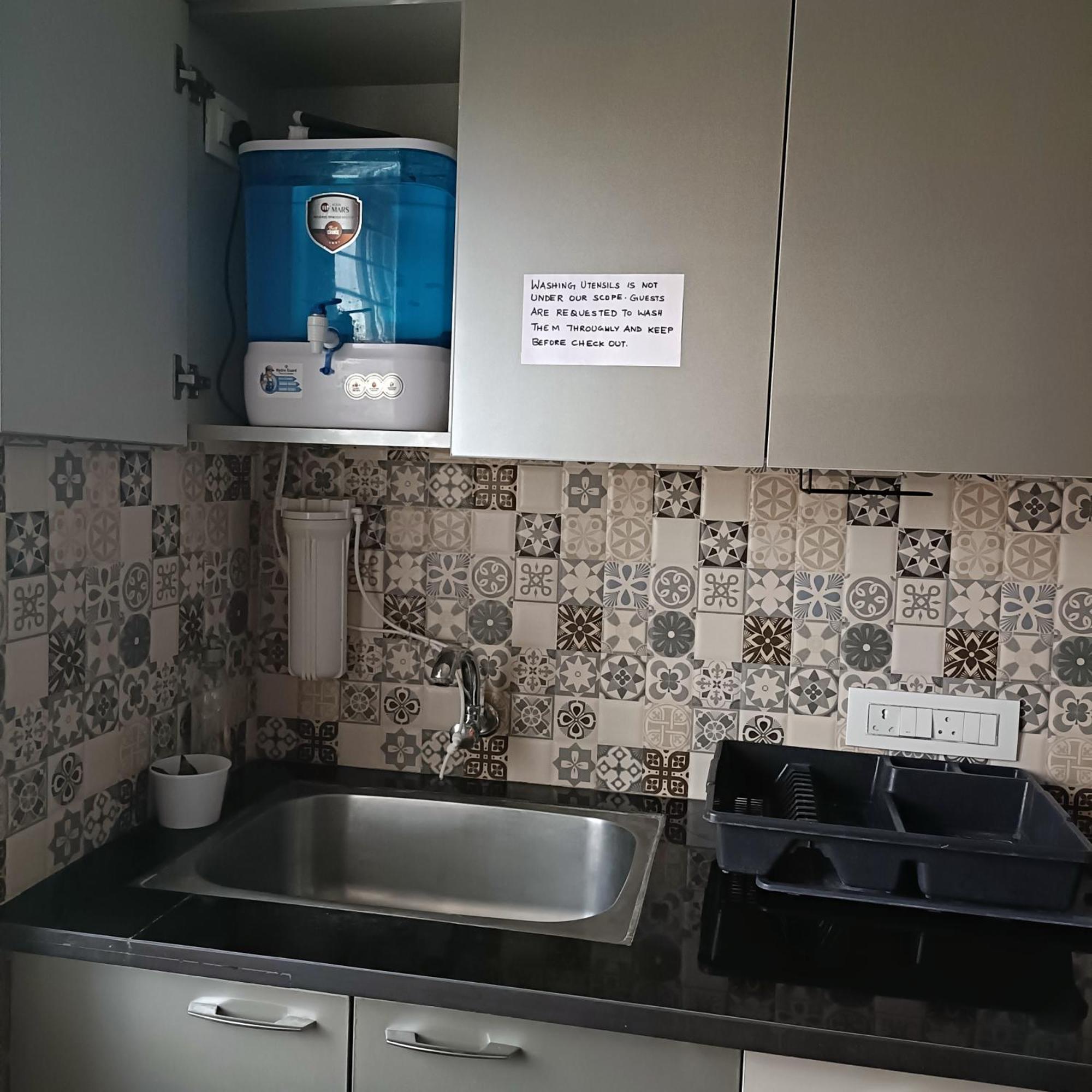 Sukrithi Premium Serviced Apartment - F2 Chennai Luaran gambar